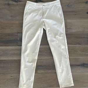 Never worn Lululemon ABC Slim 32/30 White